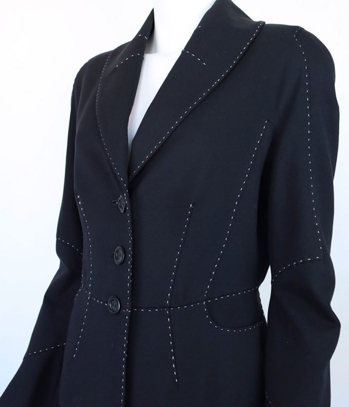1074 chaqueta negra thierry mugler vintage de segunda mano ropa preloved de lujo moitvoi 3